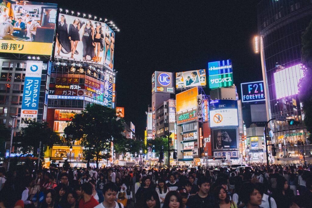 shibuya crossing, tokyo, japan-923000.jpg